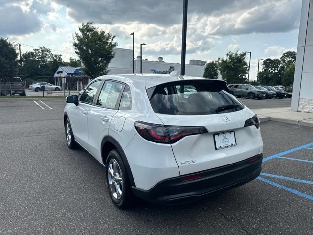 Certified 2023 Honda HR-V LX image 6