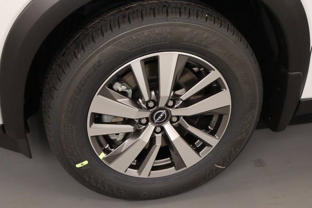 New 2025 Nissan Pathfinder SL image 7