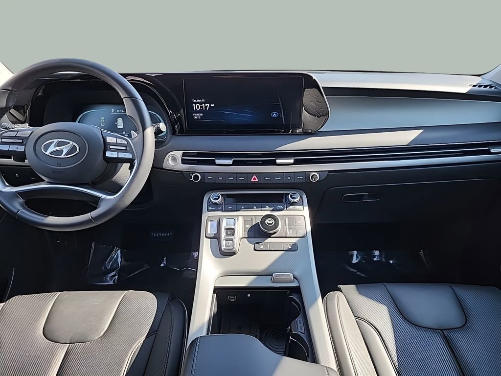 Used 2025 Hyundai Palisade SEL FWD image 17
