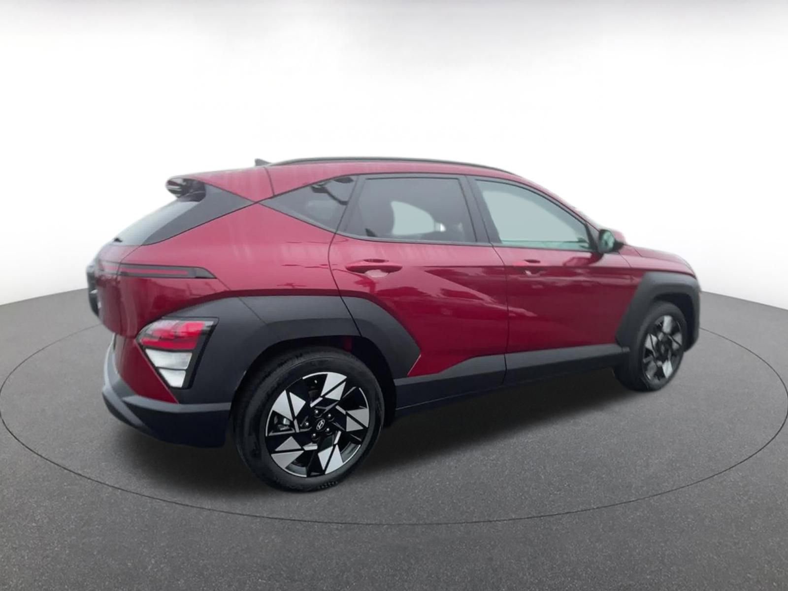 Used 2025 Hyundai Kona SEL image 15