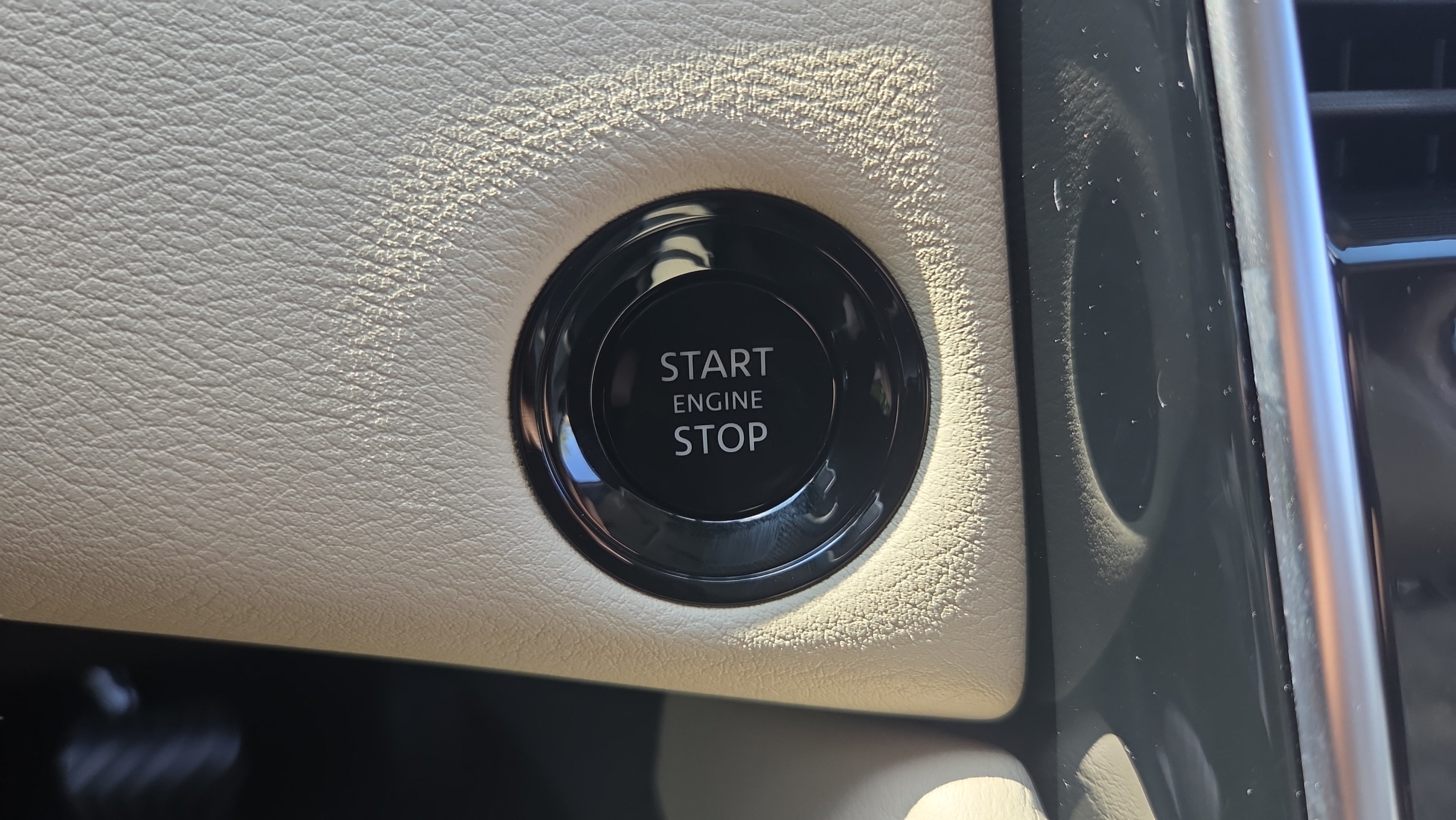 New 2026 Nissan Armada Platinum RWD image 26