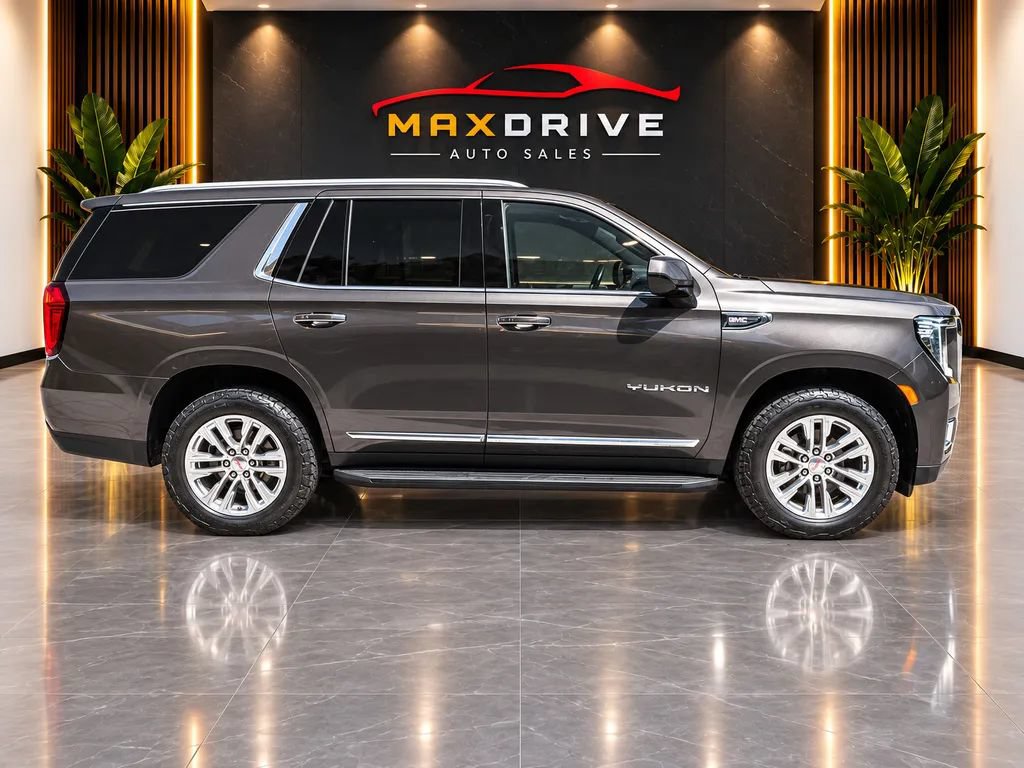 Used 2021 GMC Yukon SLT RWD image 2