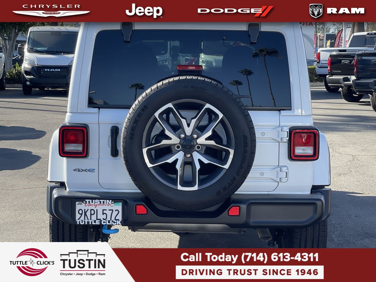 Used 2024 Jeep Wrangler Unlimited AWD/4WD image 5