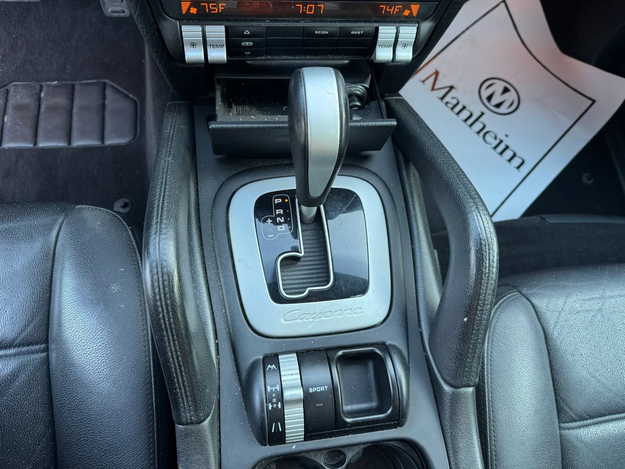 Used 2010 Porsche Cayenne AWD/4WD image 17