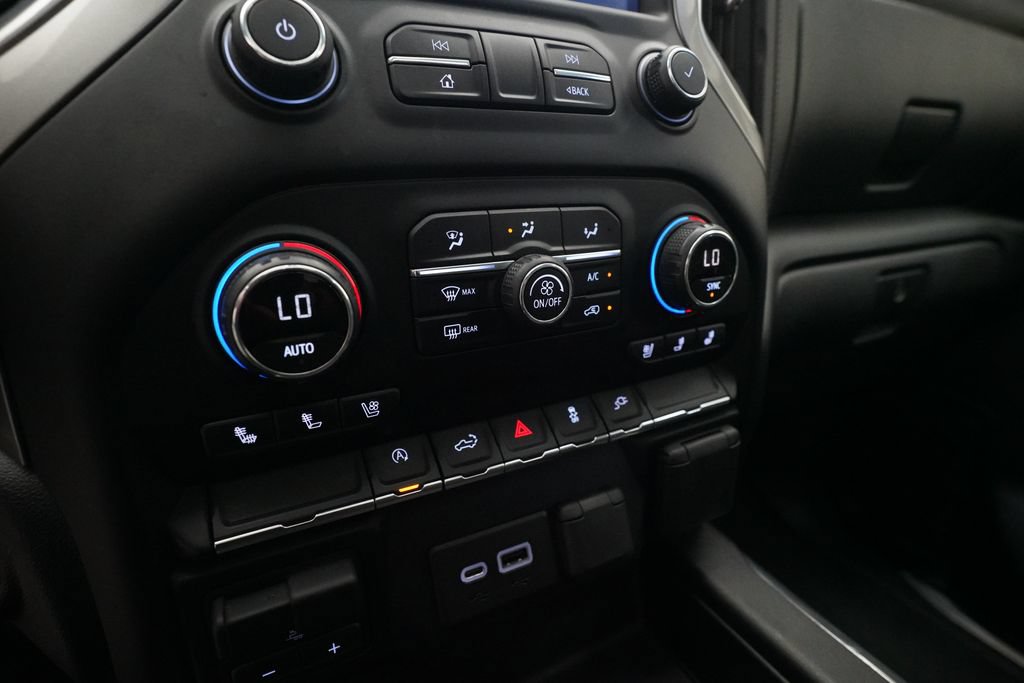 Used 2019 Chevrolet Silverado 1500 LTZ AWD/4WD image 19