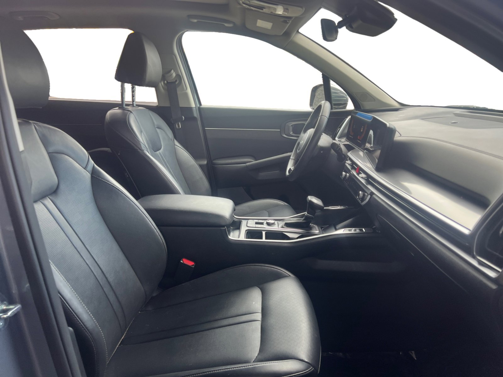 Used 2025 Kia Sorento S w/ Panoramic Sunroof Package FWD image 15