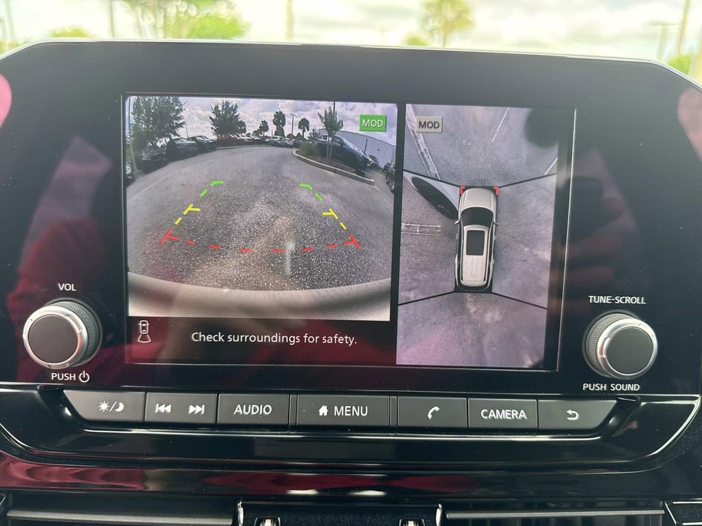 Used 2023 Nissan Pathfinder Rock Creek AWD/4WD image 33
