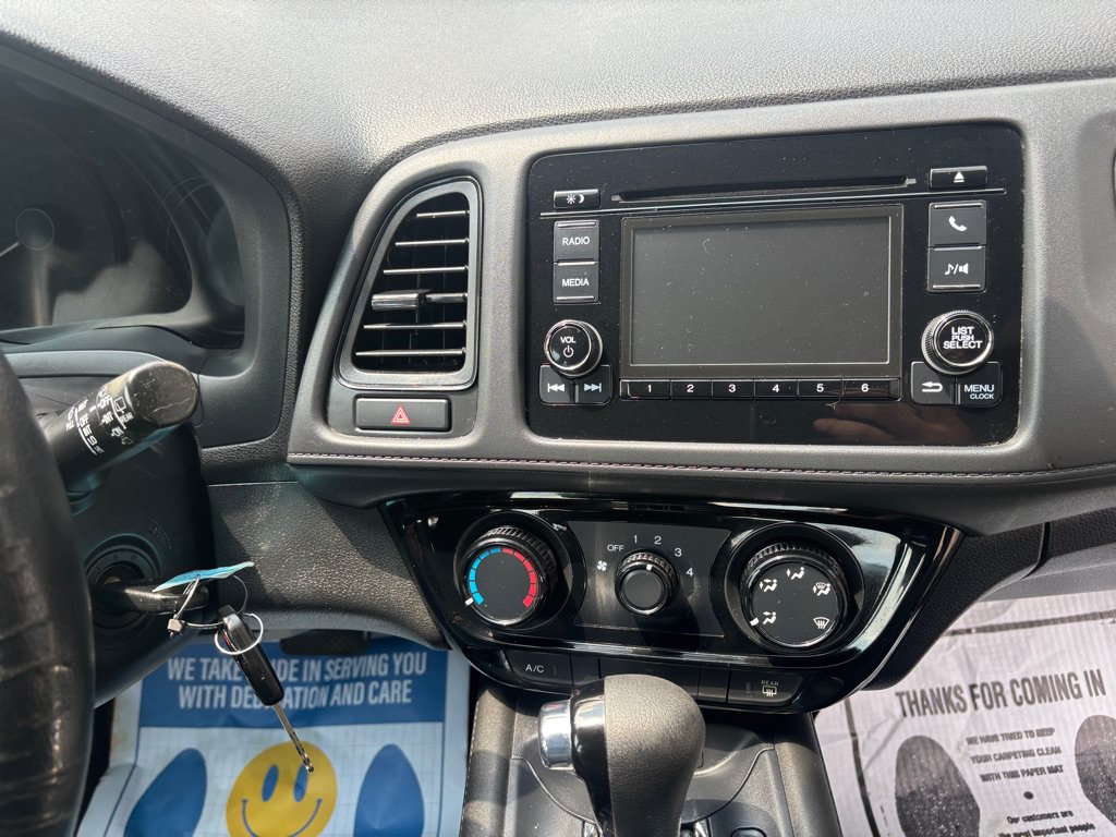Used 2020 Honda HR-V LX image 17