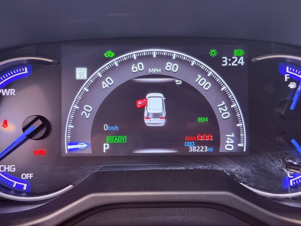 Used 2024 Toyota RAV4 AWD Hybrid image 21