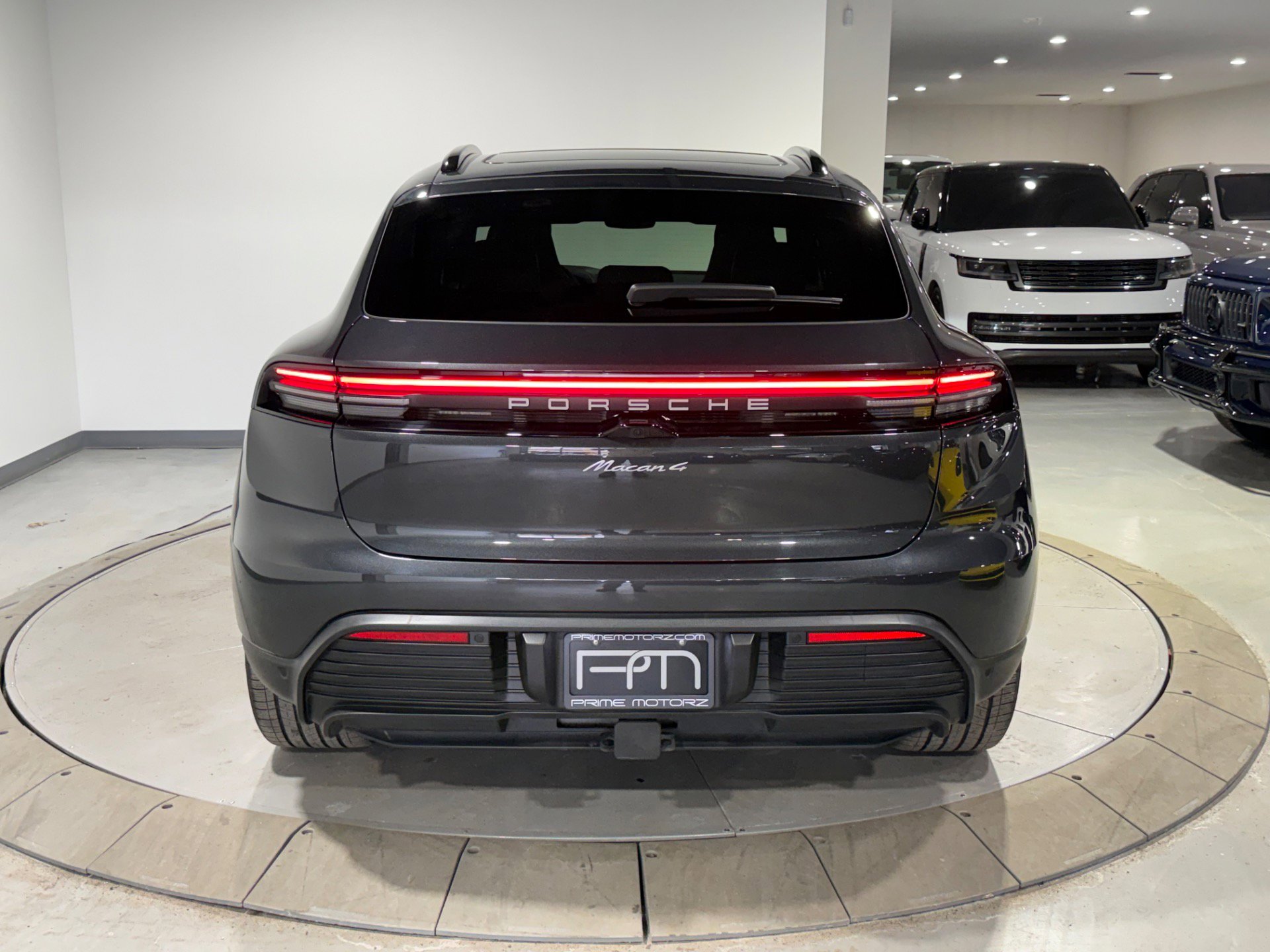 Used 2024 Porsche Macan 4 Electric w/ Premium Package image 21