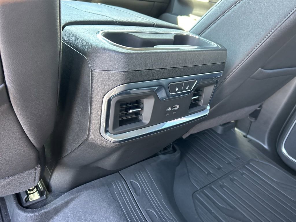 Used 2026 GMC Sierra 1500 SLT w/ SLT Premium Plus Package image 17
