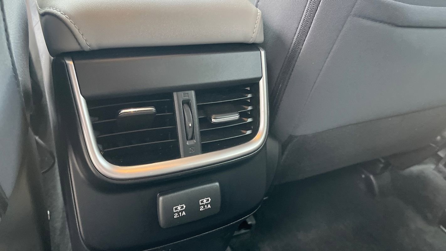Used 2022 Subaru Outback Premium image 18