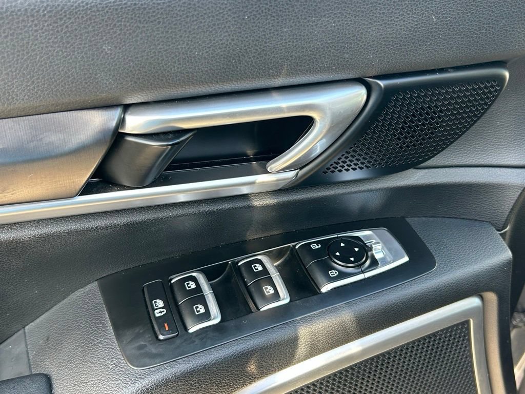 Used 2023 Kia Telluride LX FWD image 18