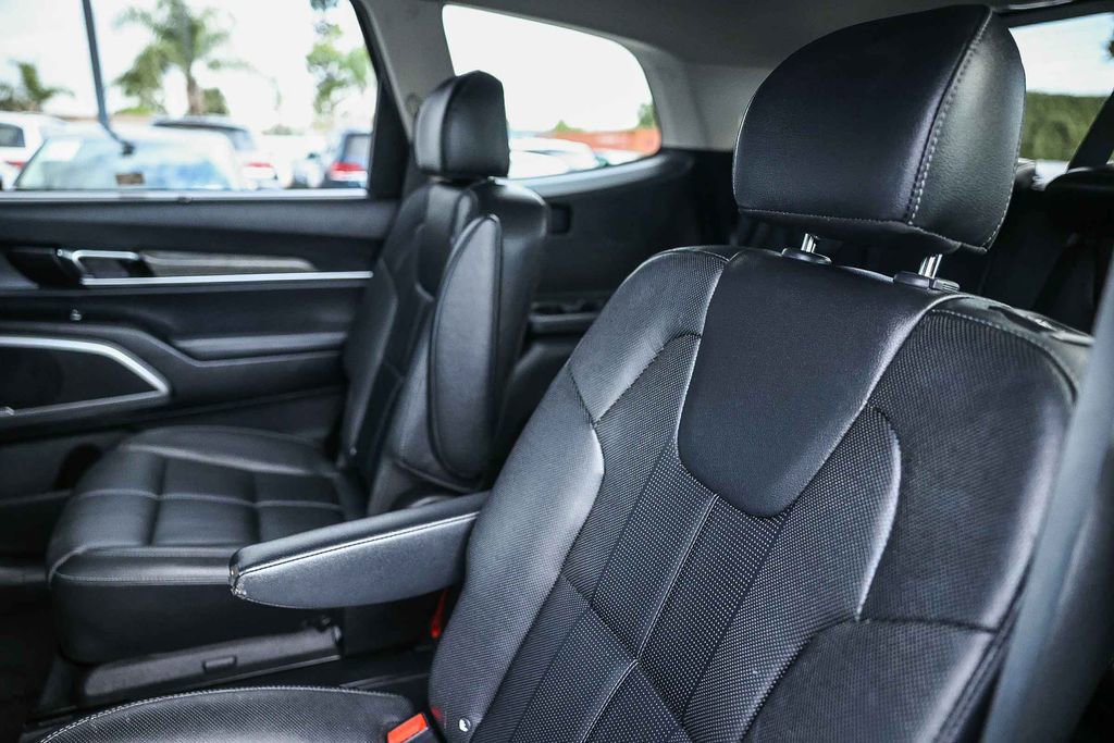 Used 2021 Kia Telluride EX w/ EX Premium Package image 22