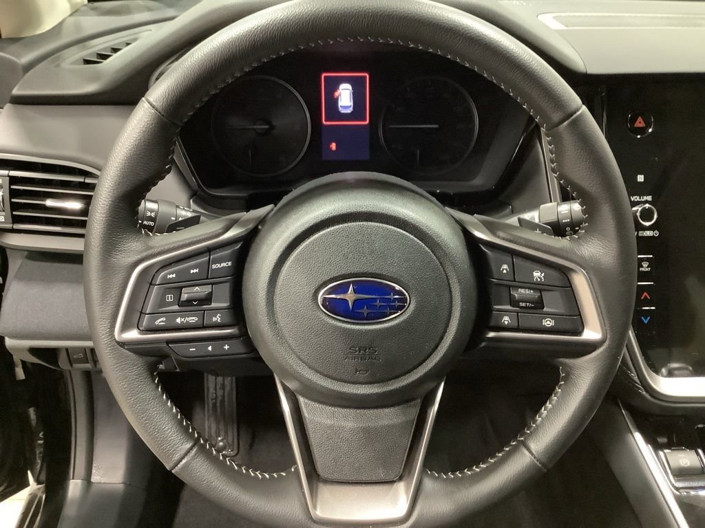 Used 2025 Subaru Outback Premium image 12