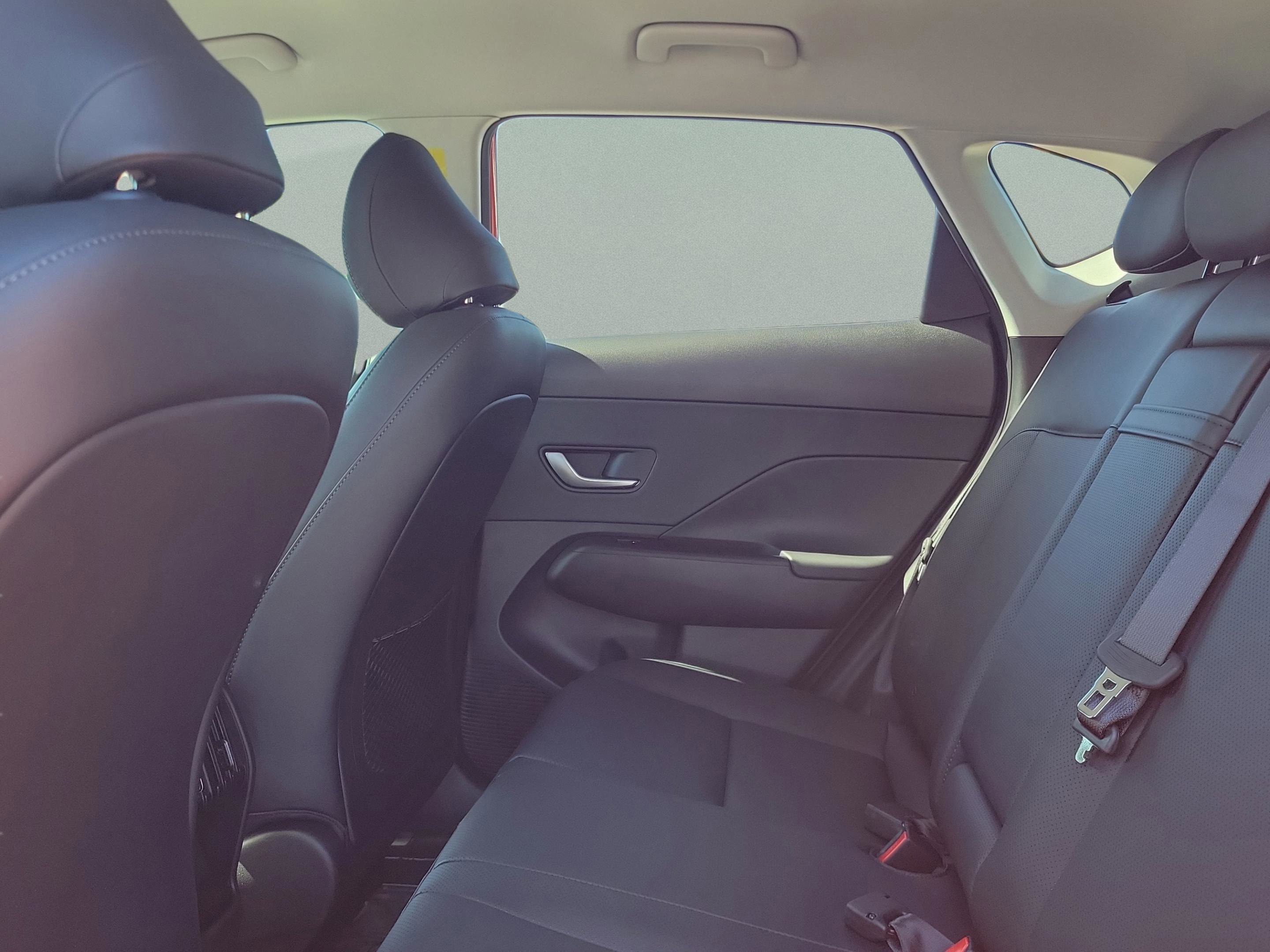 New 2026 Hyundai Kona SEL Premium image 10