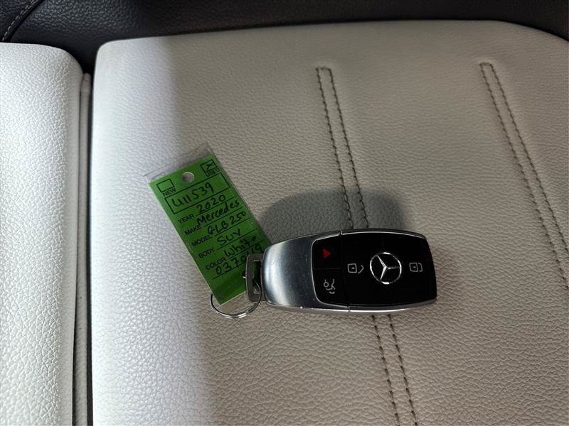 Used 2020 Mercedes-Benz GLB 250 4MATIC image 30