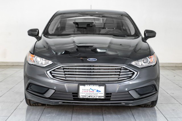 Used 2017 Ford Fusion S image 3