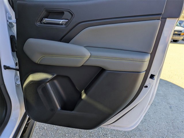 New 2026 Chevrolet Colorado ZR2 w/ Technology Package image 32
