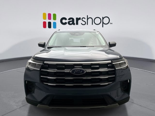 Used 2025 Ford Explorer Active AWD/4WD image 8