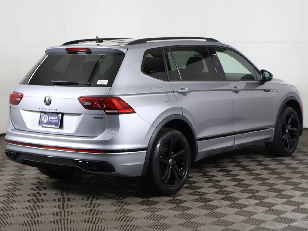Used 2024 Volkswagen Tiguan SE R-Line AWD/4WD image 11