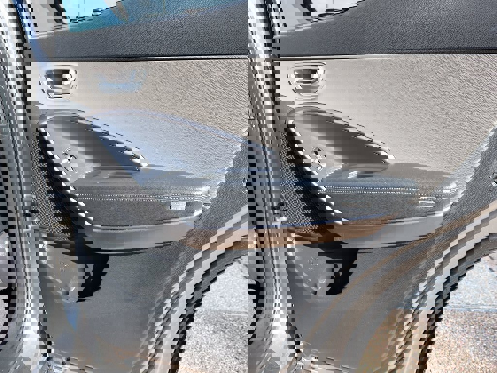 Used 2017 Hyundai Santa Fe Sport image 12