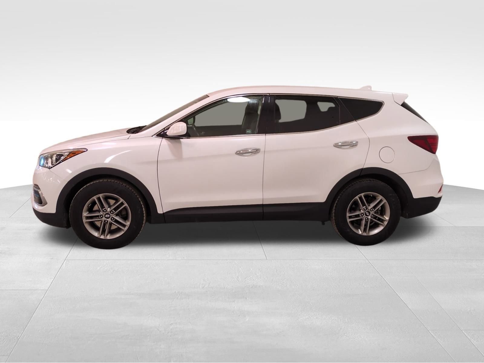 Used 2017 Hyundai Santa Fe Sport image 7