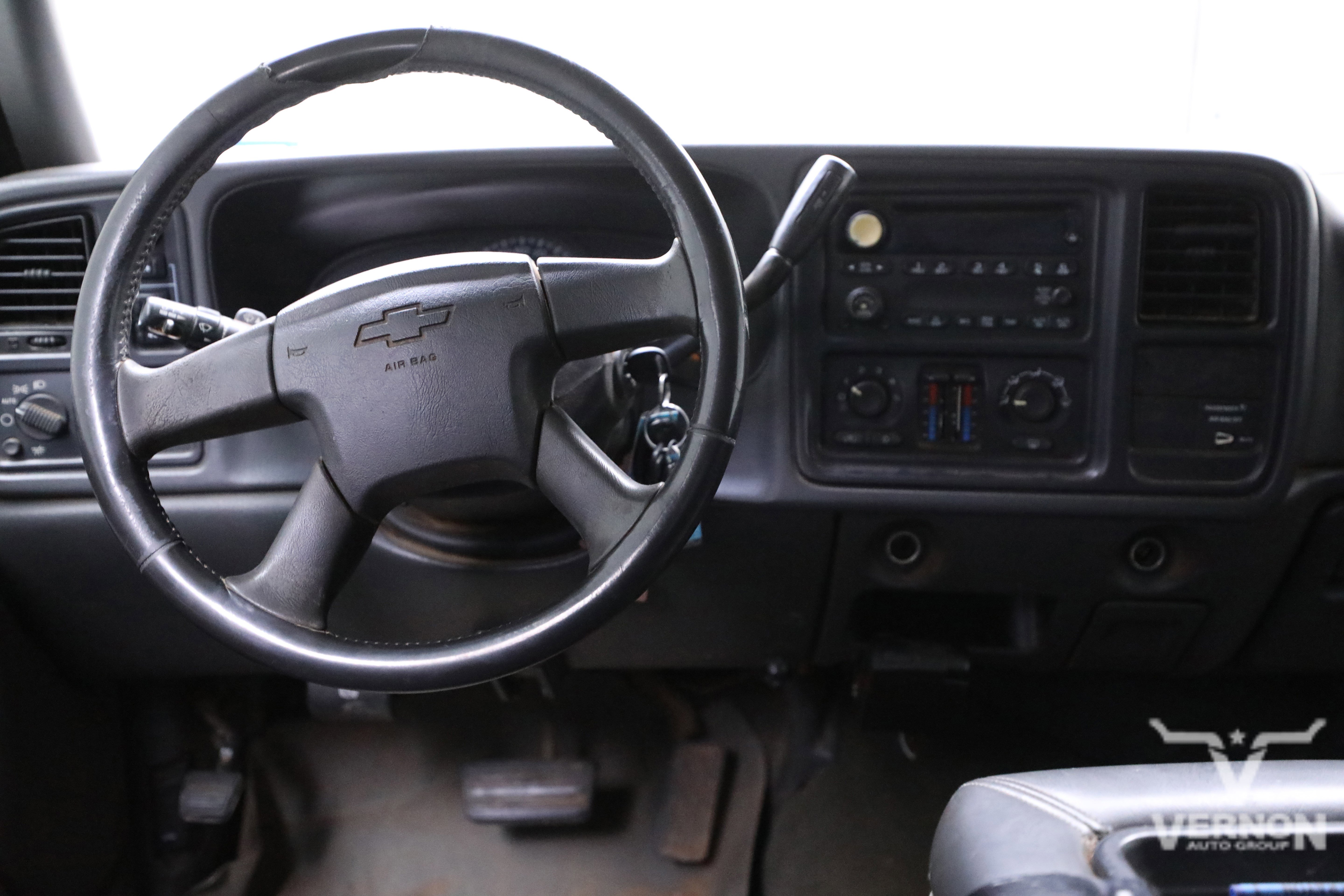 Used 2004 Chevrolet Silverado 1500 4x4 Extended Cab image 8