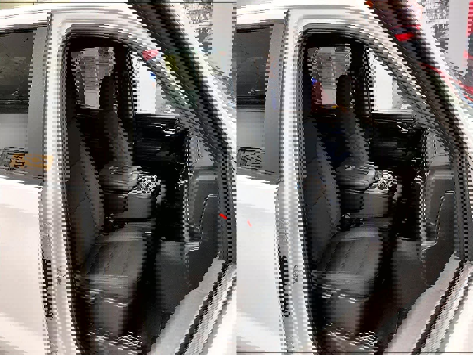 Used 2025 Chevrolet Silverado 1500 LT image 11