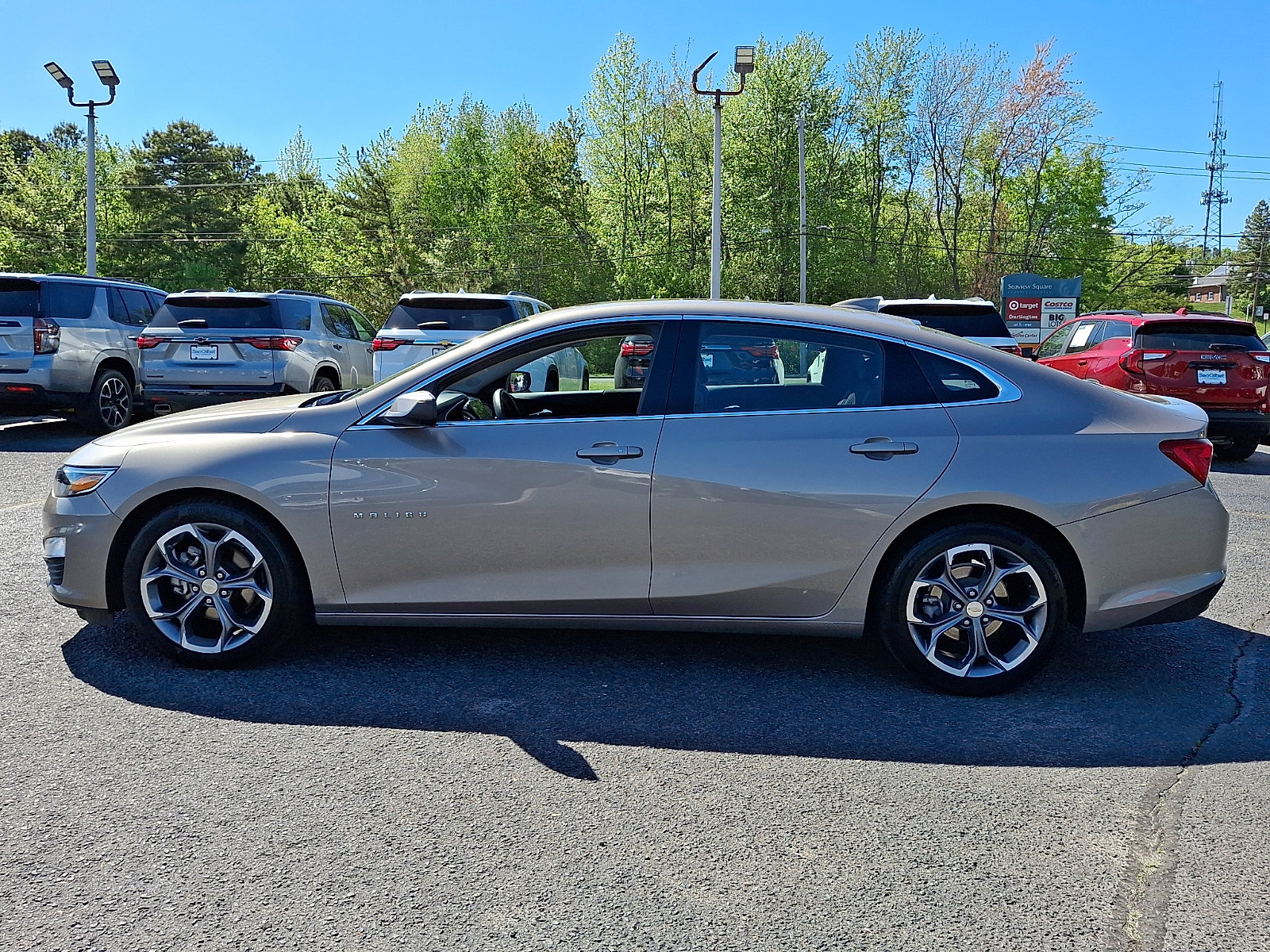Used 2024 Chevrolet Malibu LT FWD image 4
