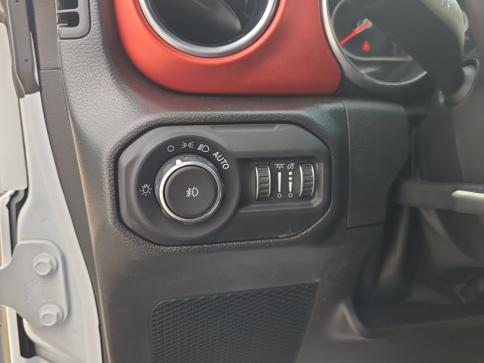 Used 2022 Jeep Wrangler Unlimited Rubicon AWD/4WD image 23