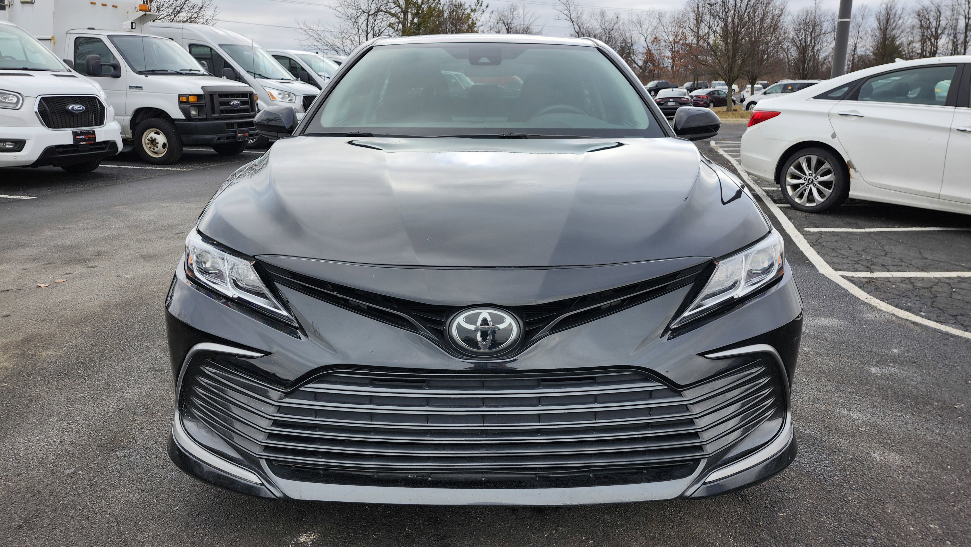 Used 2024 Toyota Camry LE image 10