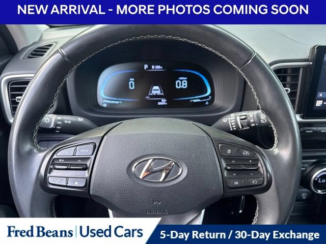 Certified 2023 Hyundai Venue SEL FWD image 7