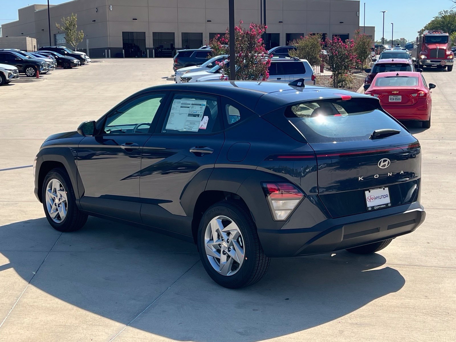 New 2027 Hyundai Kona SE FWD image 9