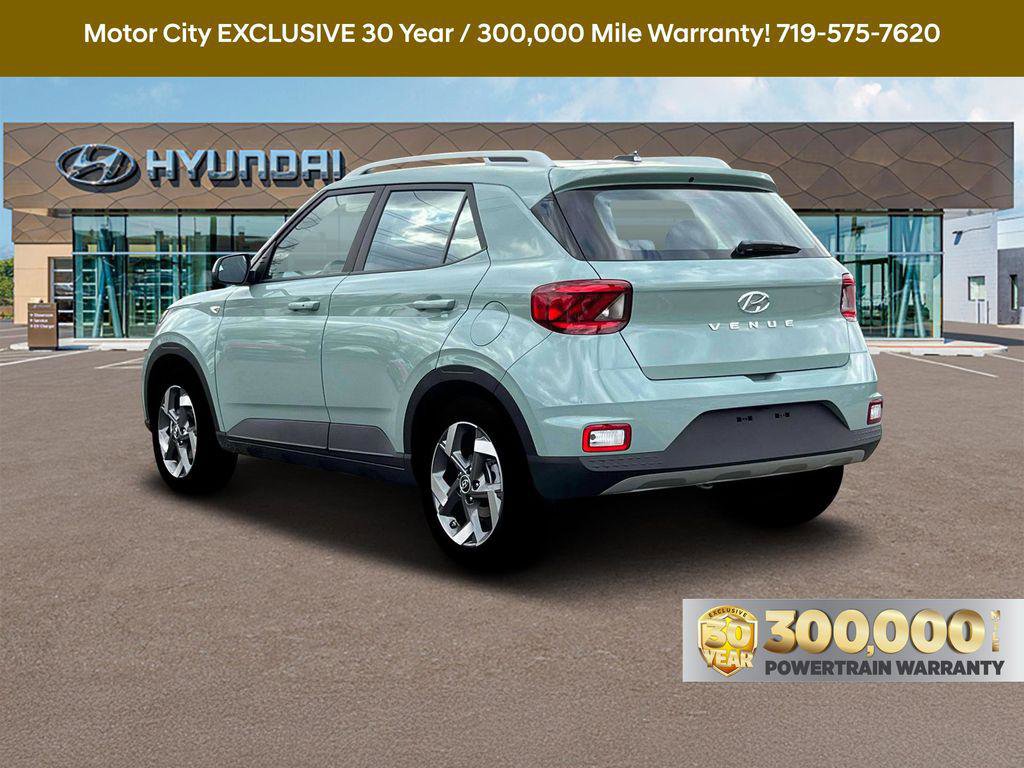 New 2025 Hyundai Venue SEL image 11