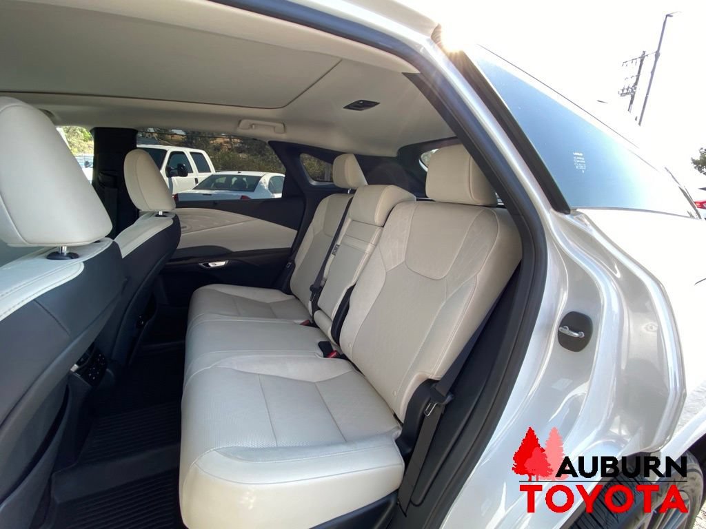 Used 2026 Lexus RX 450h AWD w/ Convenience Package image 25