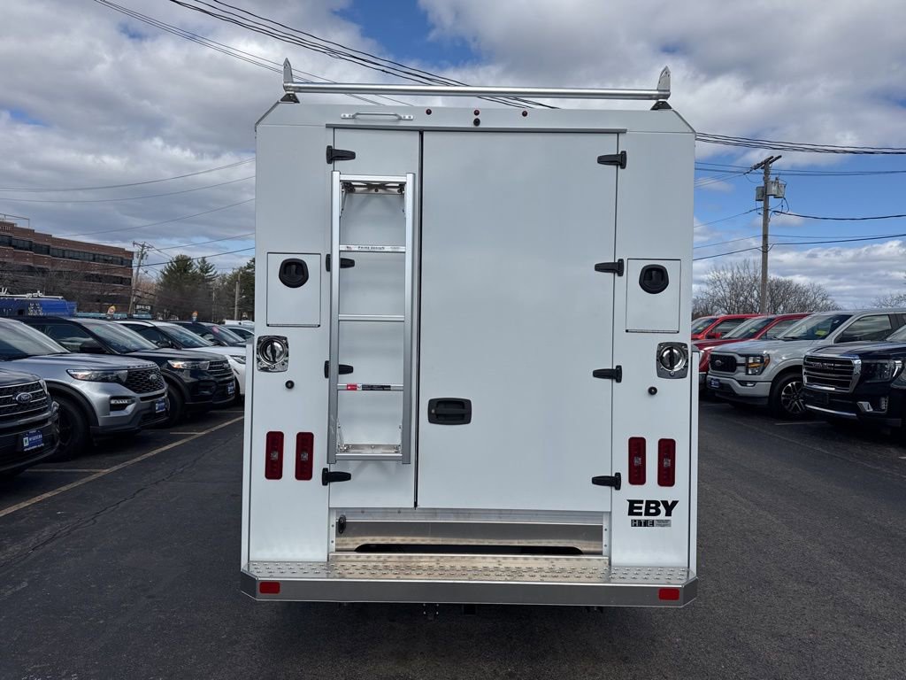 New 2026 Ford E-350 and Econoline 350 Super Duty w/ Power Equipment Group RWD image 7