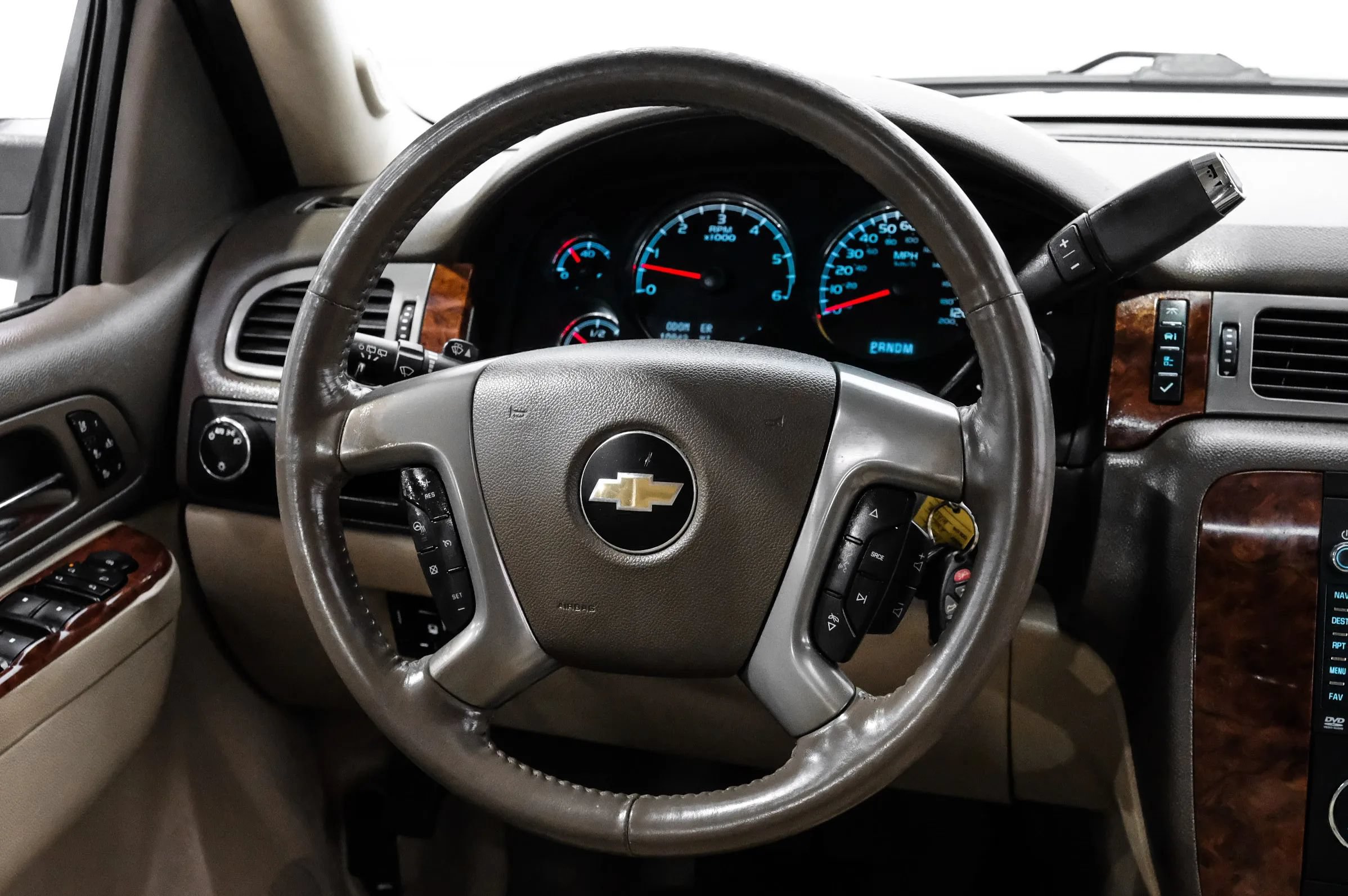 Used 2013 Chevrolet Tahoe LTZ RWD image 24