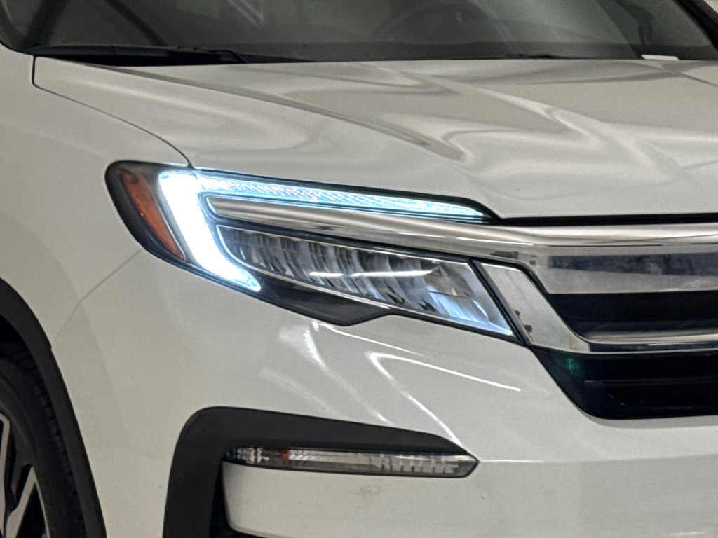Certified 2022 Honda Pilot Touring image 5