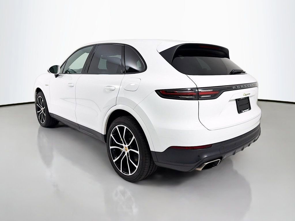 Certified 2019 Porsche Cayenne E-Hybrid AWD/4WD image 3