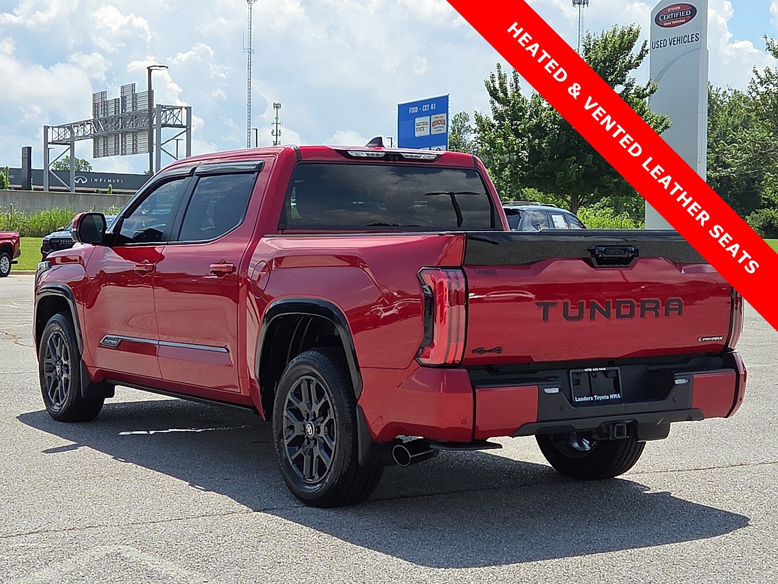 Used 2025 Toyota Tundra Platinum AWD/4WD image 4
