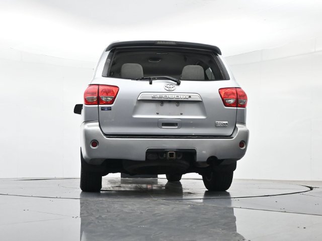 Used 2017 Toyota Sequoia SR5 AWD/4WD image 40