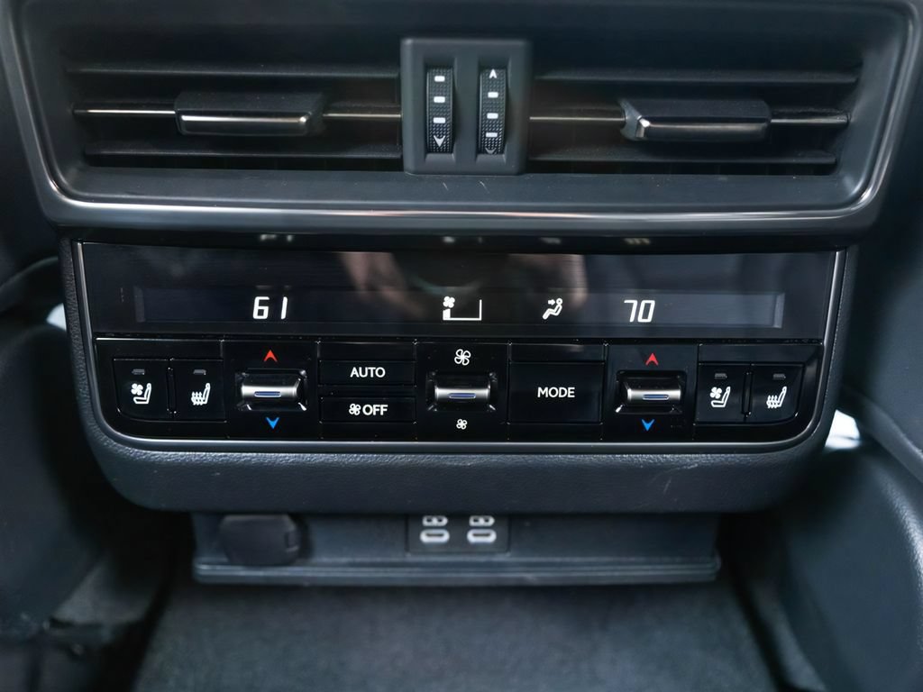 Used 2023 Lexus LX 600 4WD w/ Appearance Package image 37