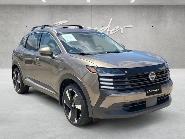 Used 2025 Nissan Kicks SR AWD/4WD image 2