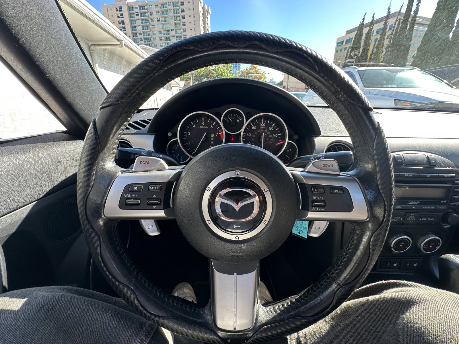Used 2009 MAZDA MX-5 Miata Grand Touring RWD image 9
