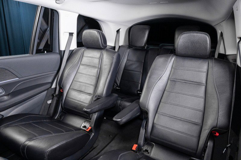 New 2026 Mercedes-Benz GLS 450 4MATIC image 31