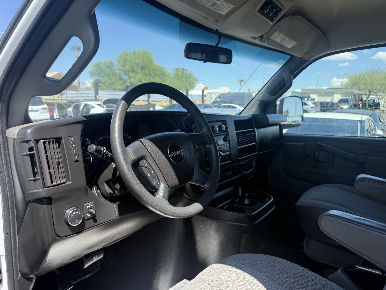 Used 2018 GMC Savana 3500 LT w/ LT Preferred Equipment Group image 20