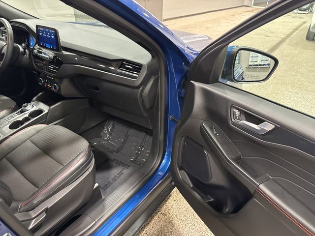Used 2023 Ford Escape ST-Line Select image 38