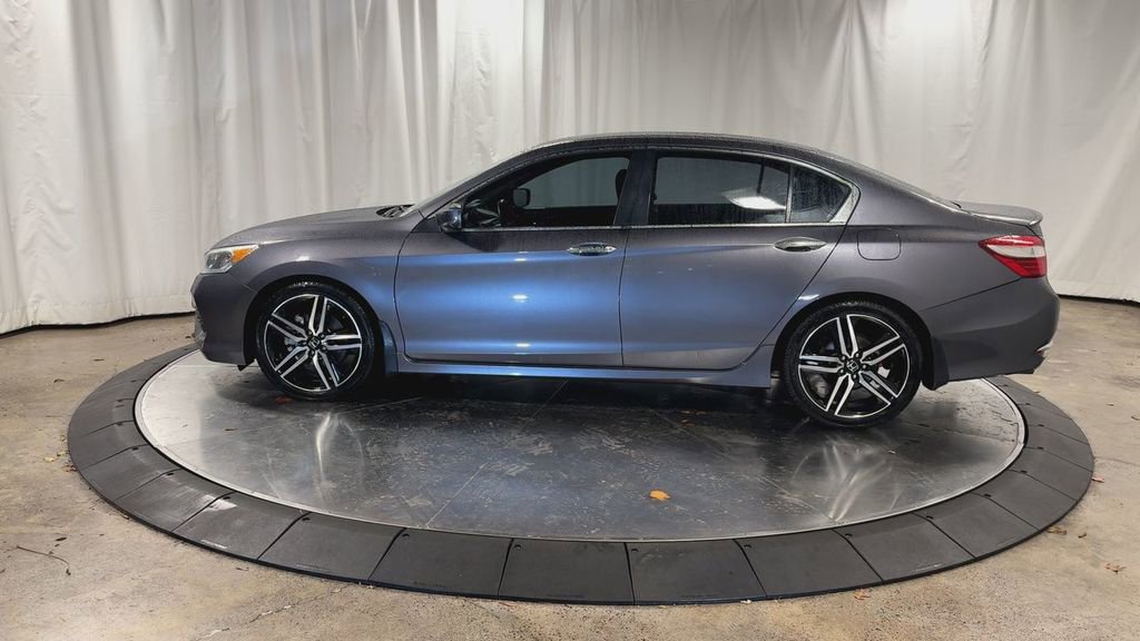 Used 2017 Honda Accord Sport Special Edition image 7