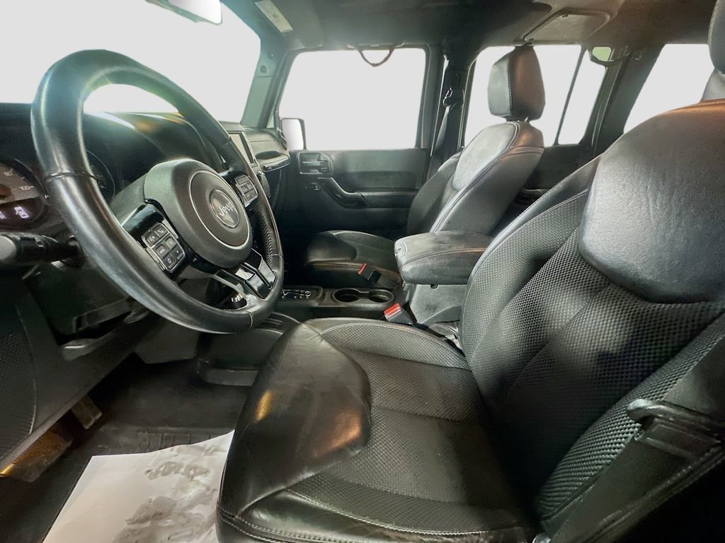 Used 2017 Jeep Wrangler Unlimited Sahara AWD/4WD image 19